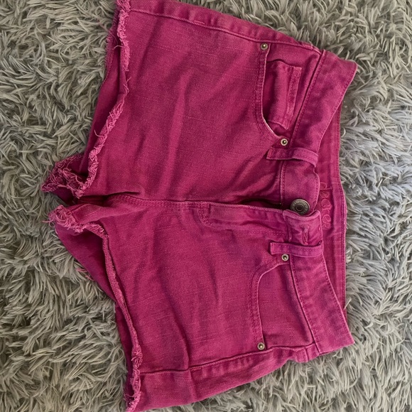 Pink Decree Jean Shorts - Picture 1 of 3